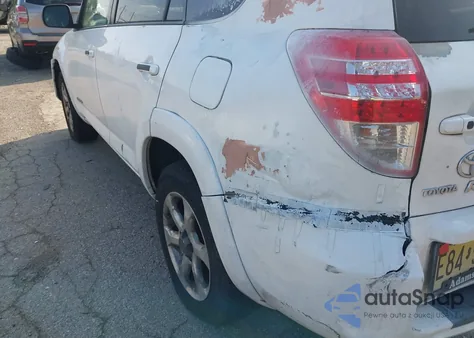 2009 Toyota Rav4 Limited z USA, uszkodzony, nr VIN 2T3BF31V29W021508